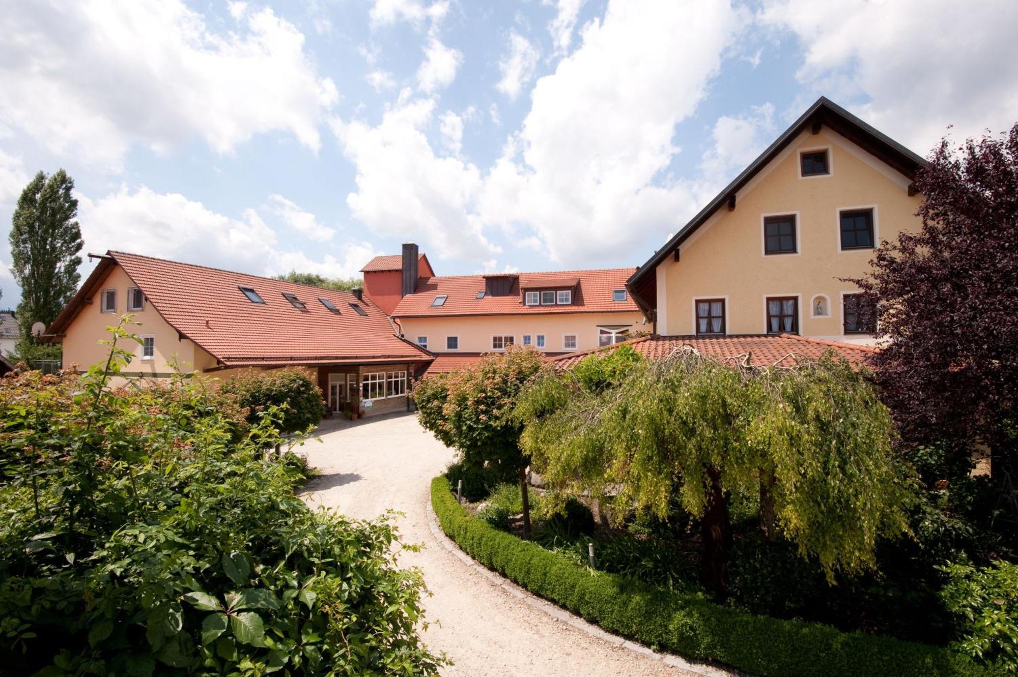 Stadler Hof Großgundertshausen Eksteriør billede